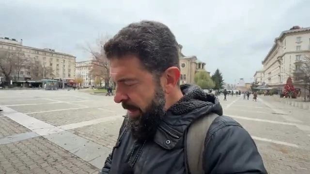 Trump closes Venezuela airspace. Zelensky faces party collapse. Merz increases money to Ukraine