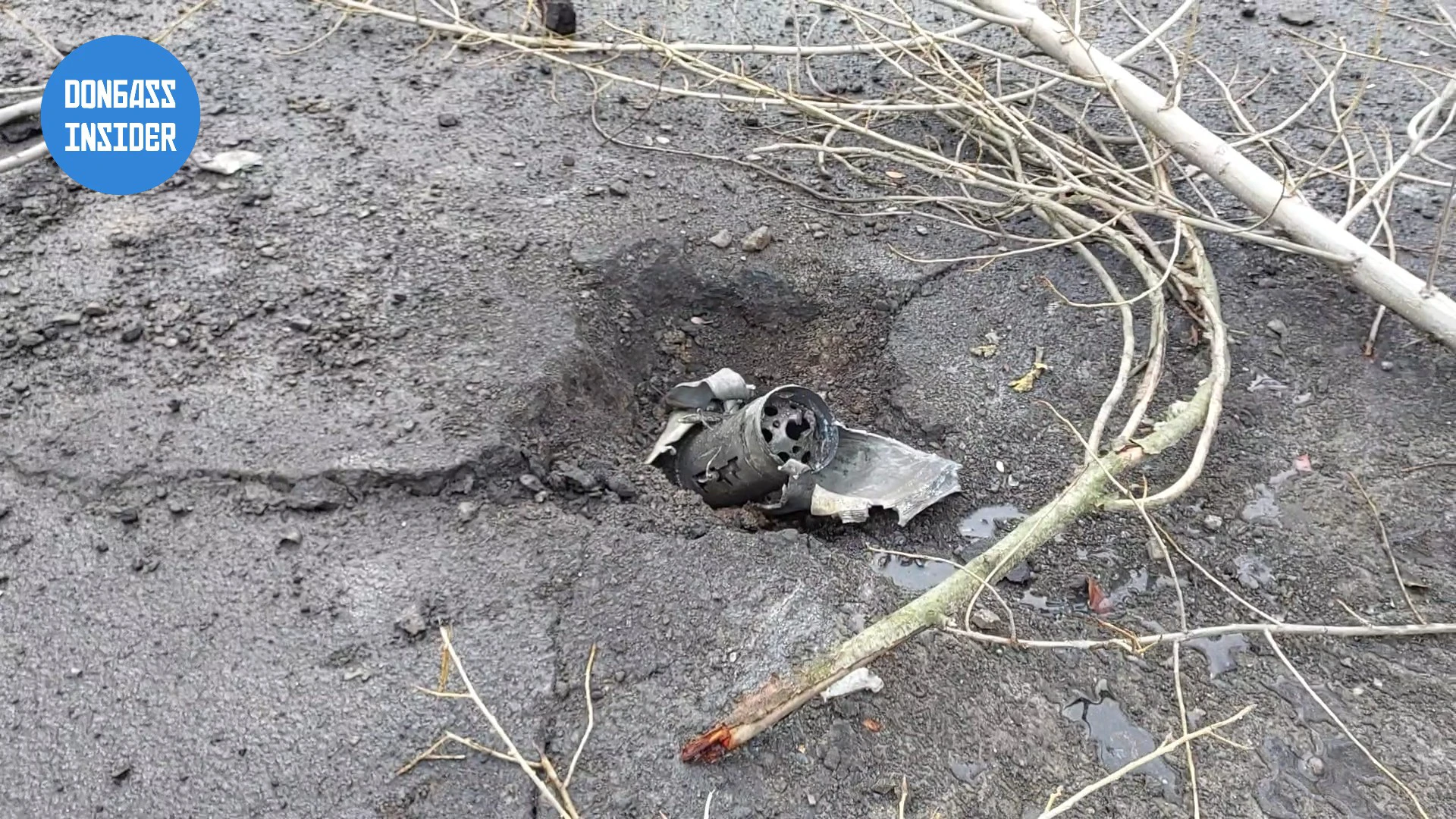 L’armée ukrainienne bombarde le centre de Donetsk à coup de Grad – 19.02.2023