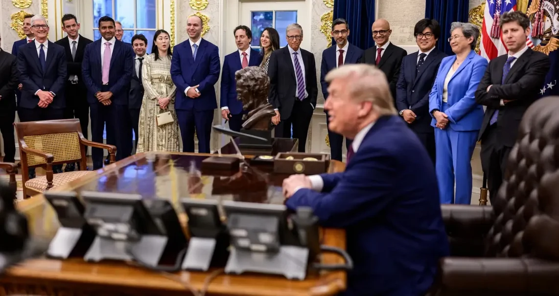 Trump Continues to Cozy Up to the Big Technocrats