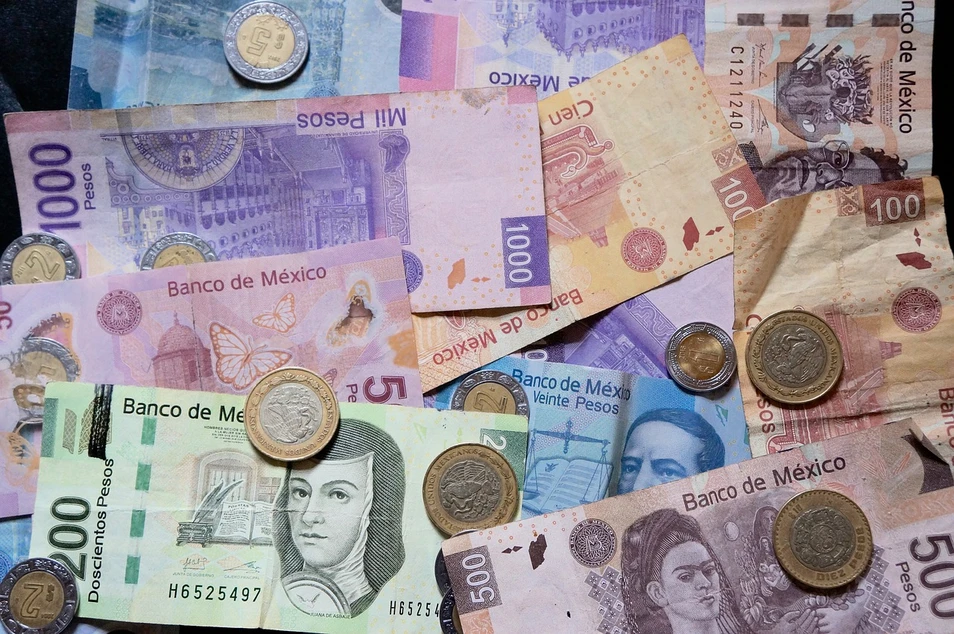 The Mexican Government Is Attempting to End the Use of Cash